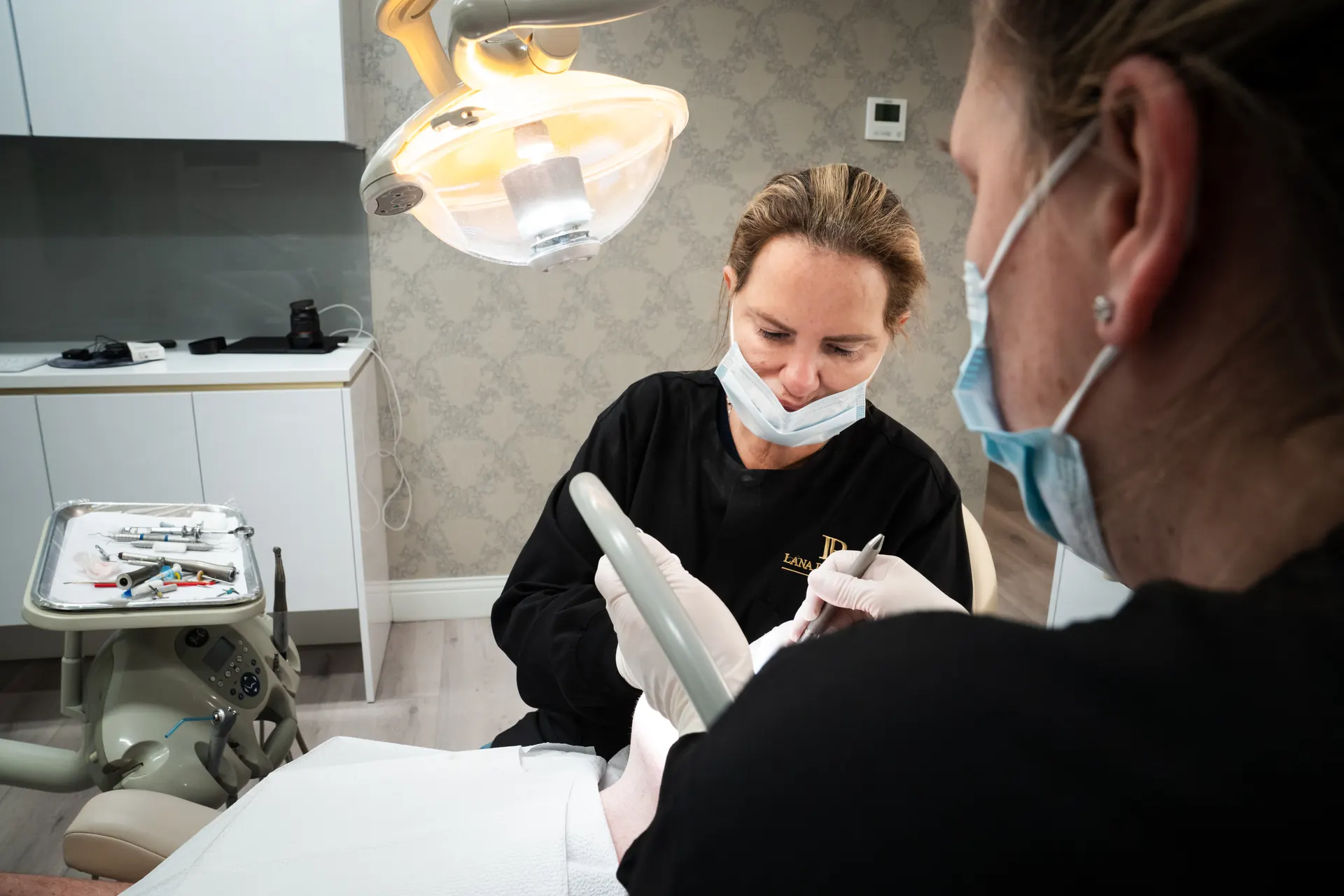 Minimally invasive dentistry at Rozenberg Dental, Midtown NYC
