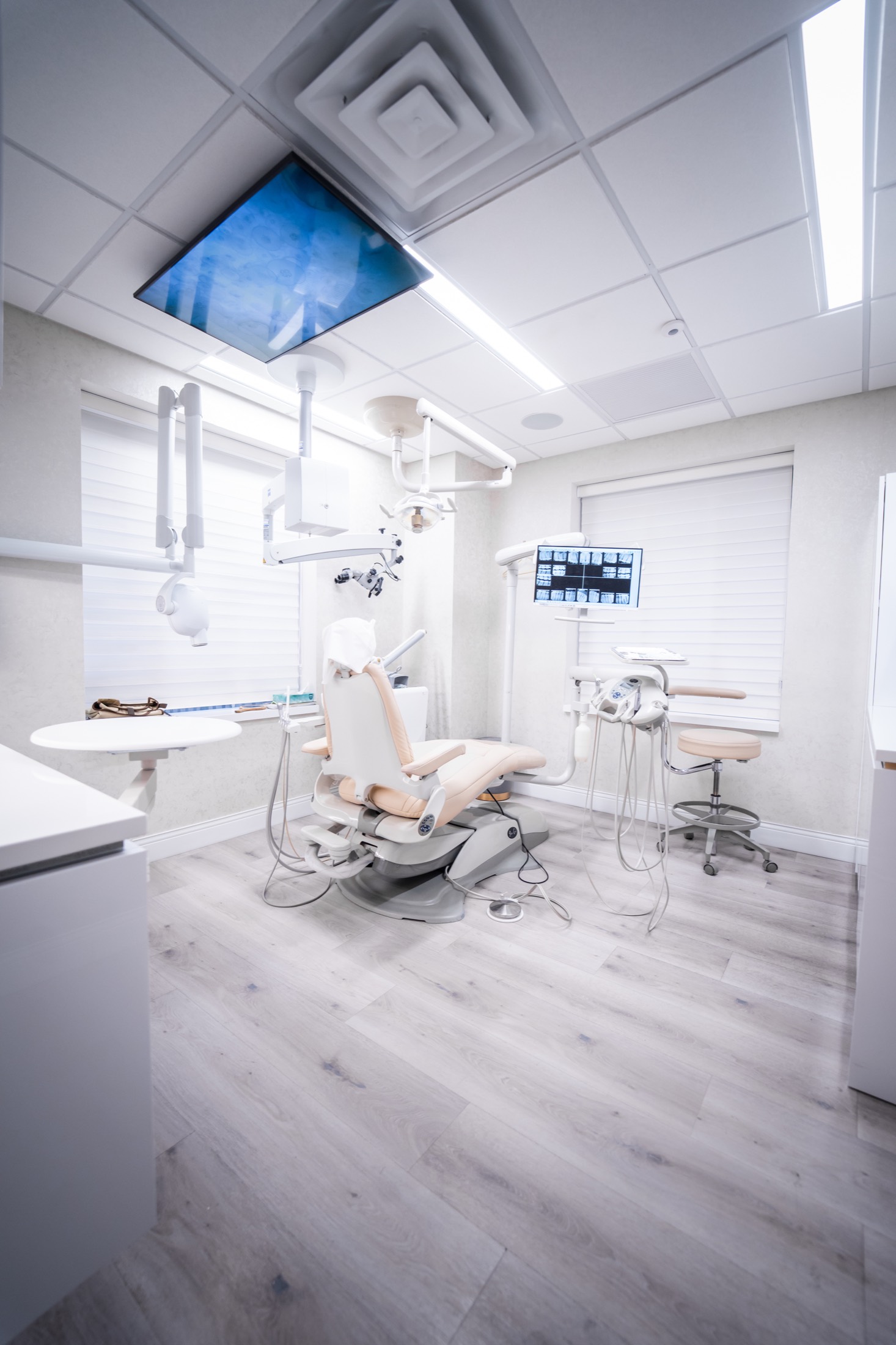 Treatment suite at Rozenberg Dental NYC