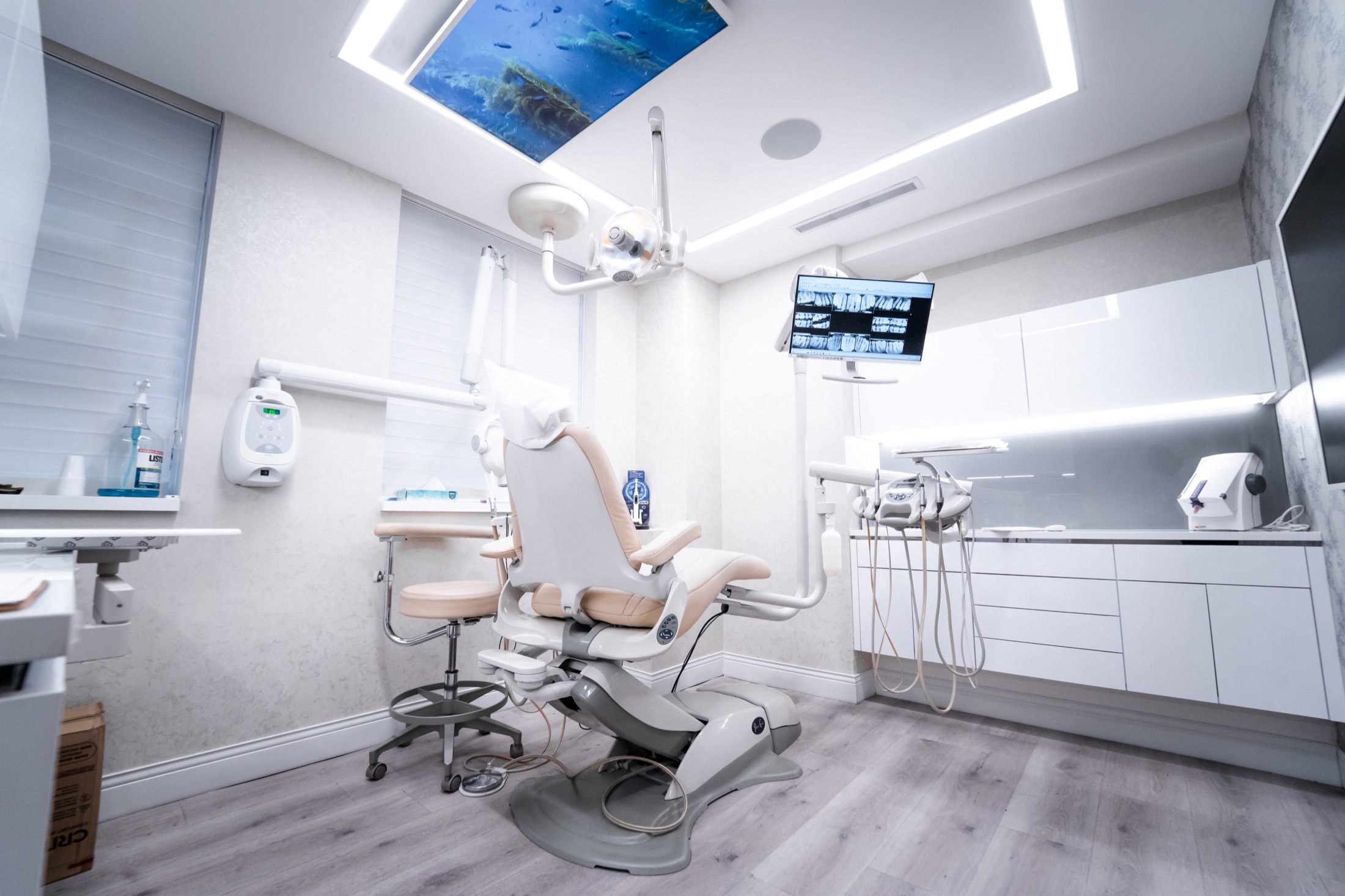 Surgical suite at Rozenberg Dental NYC